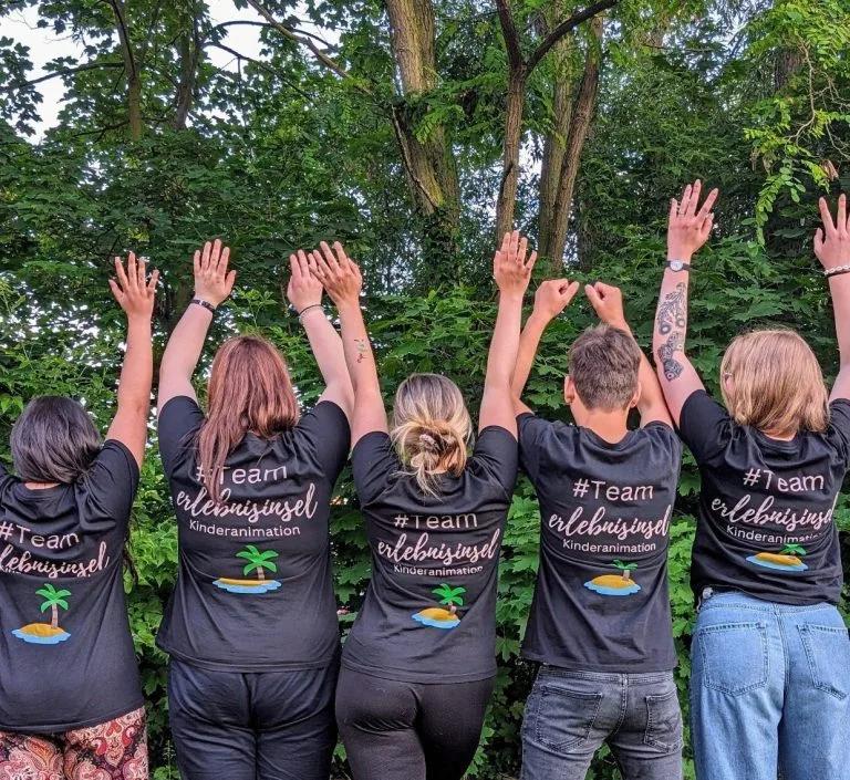Hochzeit mit über 30 Kindern