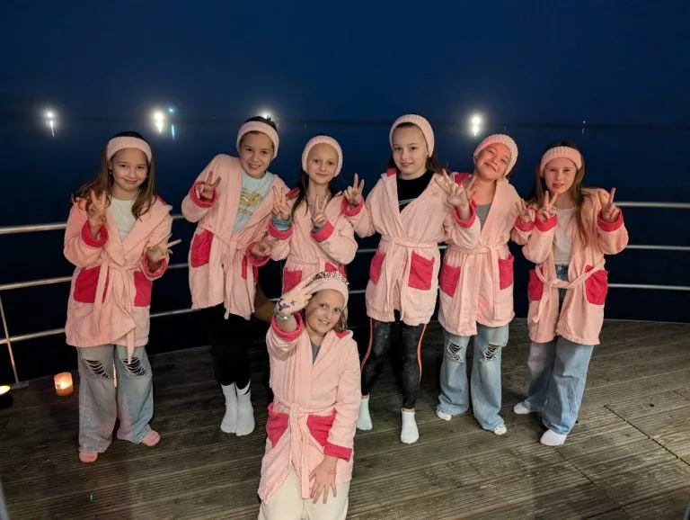 Spa-Geburtstag auf einem Hausboot Spa-Geburtstag auf einem Hausboot – Eindruck 7 von 16