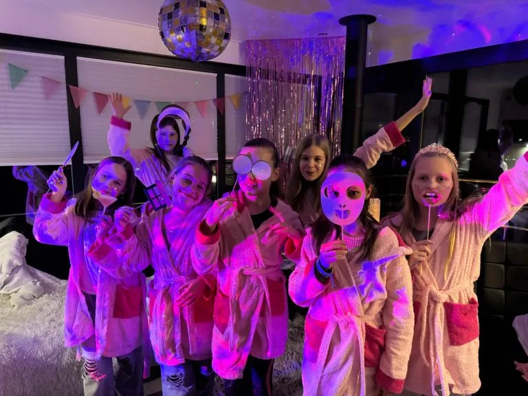 Spa-Geburtstag auf einem Hausboot Spa-Geburtstag auf einem Hausboot – Eindruck 13 von 16